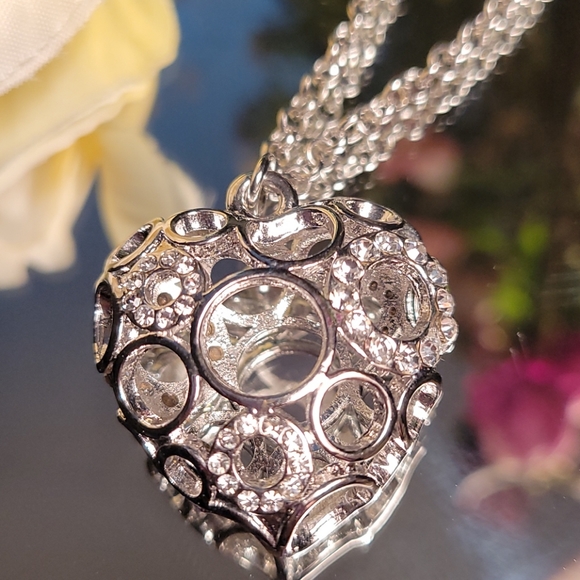 🎉HP🎉NWT HEART BRACELET - Picture 4 of 8